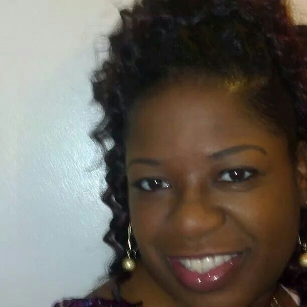 Meet your Posher, Charvon Green